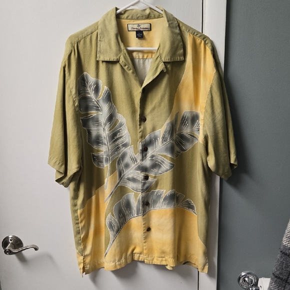 Tommy Bahama Other - Tommy Bahama Olive and Mustard Leaf Shirt